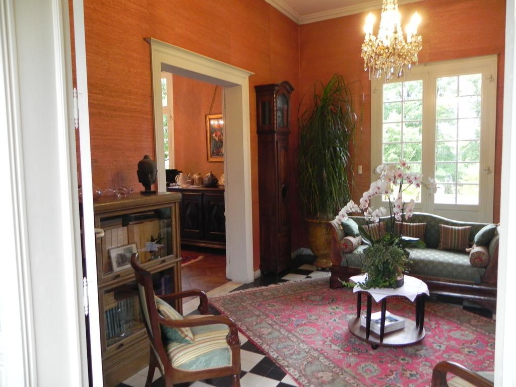 Chateau Belles Graves Bed and Breakfast Pomérols Exterior foto