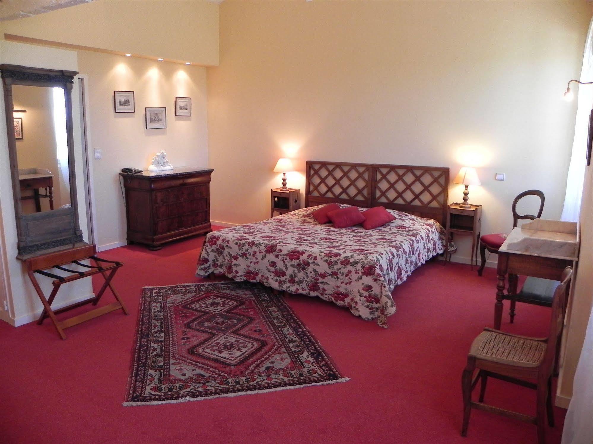 Chateau Belles Graves Bed and Breakfast Pomérols Exterior foto